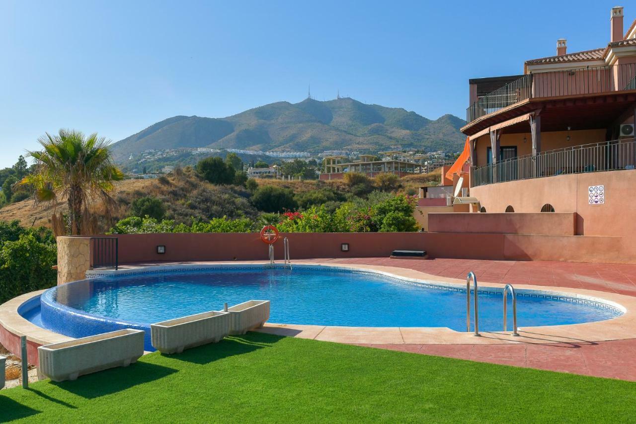 Bluebenalmadena 200Meters From The Beach With Jacuzzi And Rooftop Terrace (Adults Only) Exterior photo